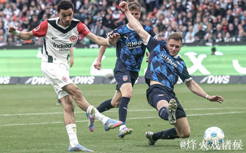 埃基蒂克双响引爆安菲尔德，伊萨克坐冷板凳引质